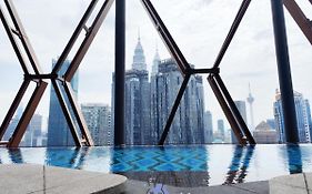 Scarletz Klcc By Starwood Lux